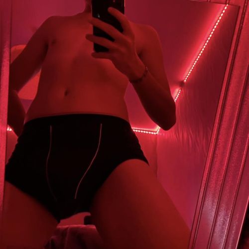 Theo_hot MYM