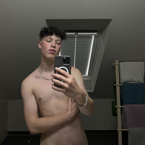 Levitwin_k MYM