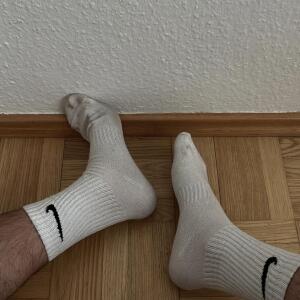Geyfeet MYM