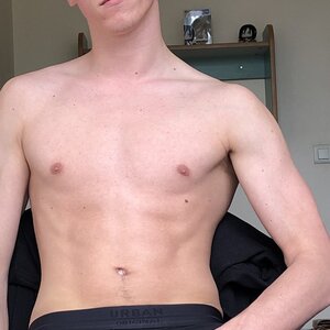 Ronan474204 MYM