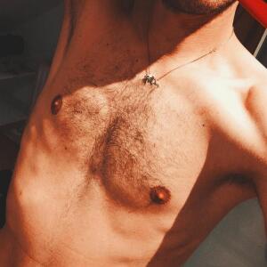 Thehotfrenchtraveller MYM